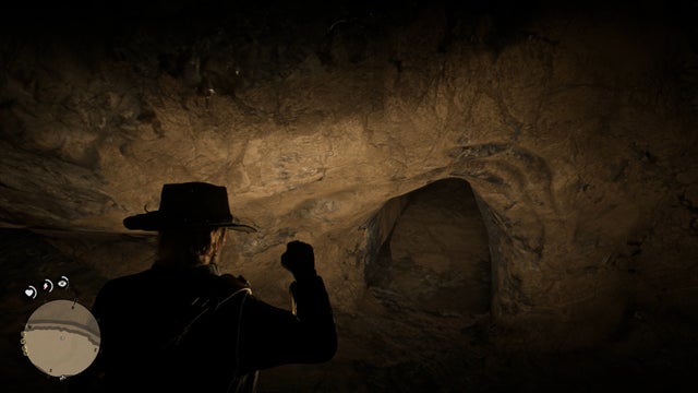 Когда вы продвигаетесь глубже мимо первоначального пещерного туннеля, не обращайте внимания на остальную часть пещеры на карте и смотрите вниз в первом большом коридоре справа на небольшой уклон до ямы